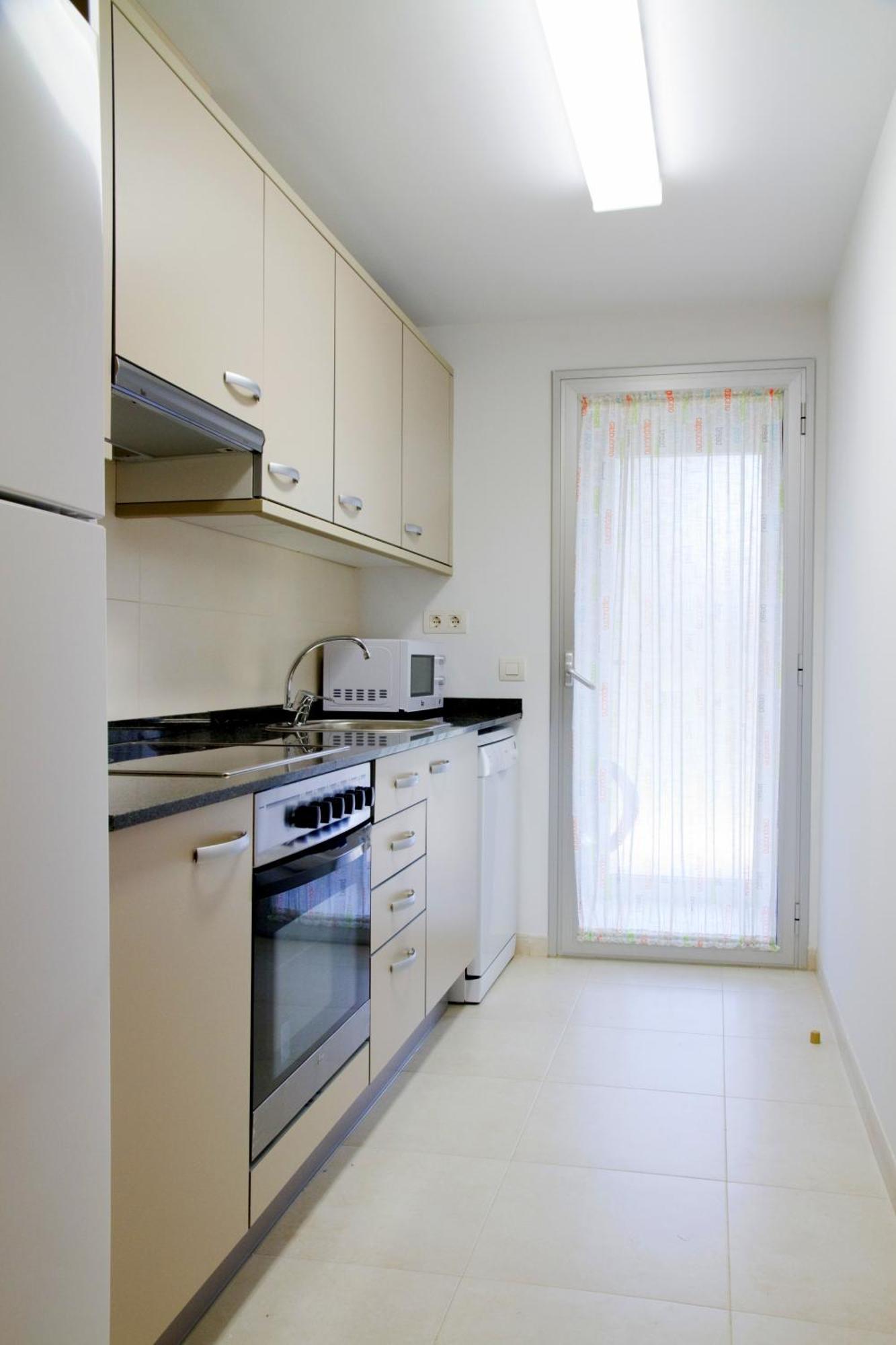 Rentalmar Paradise Families Only Con Parking Salou Exteriör bild